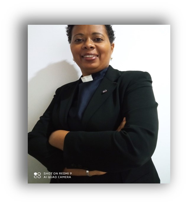 Anúncio – Líder do clero feminino – Região de África