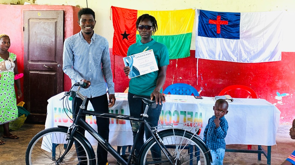Bicicletas para a Guiné-Bissau
